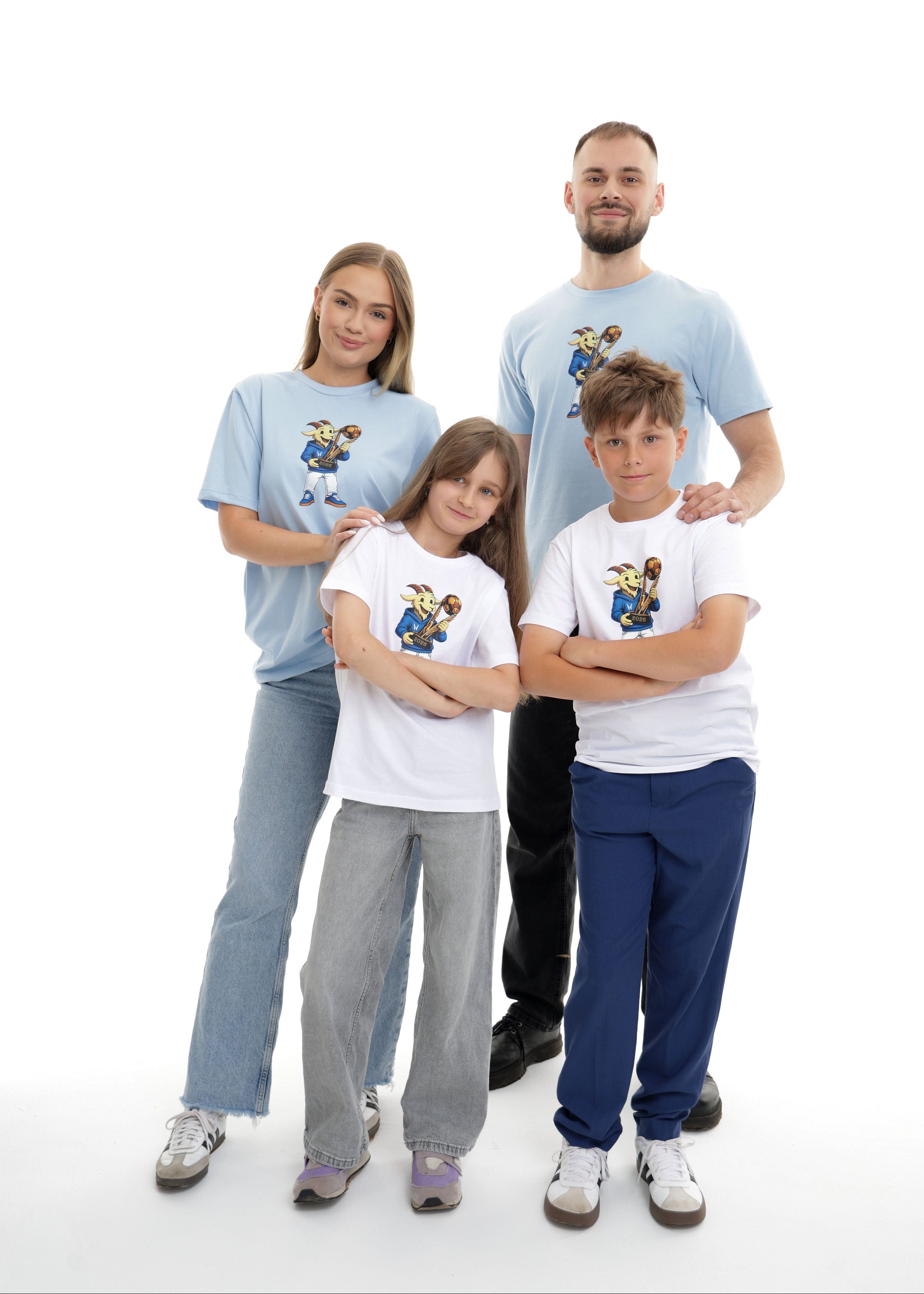 T-Shirt Mistrzowski Koziołek 2026-Błękitny